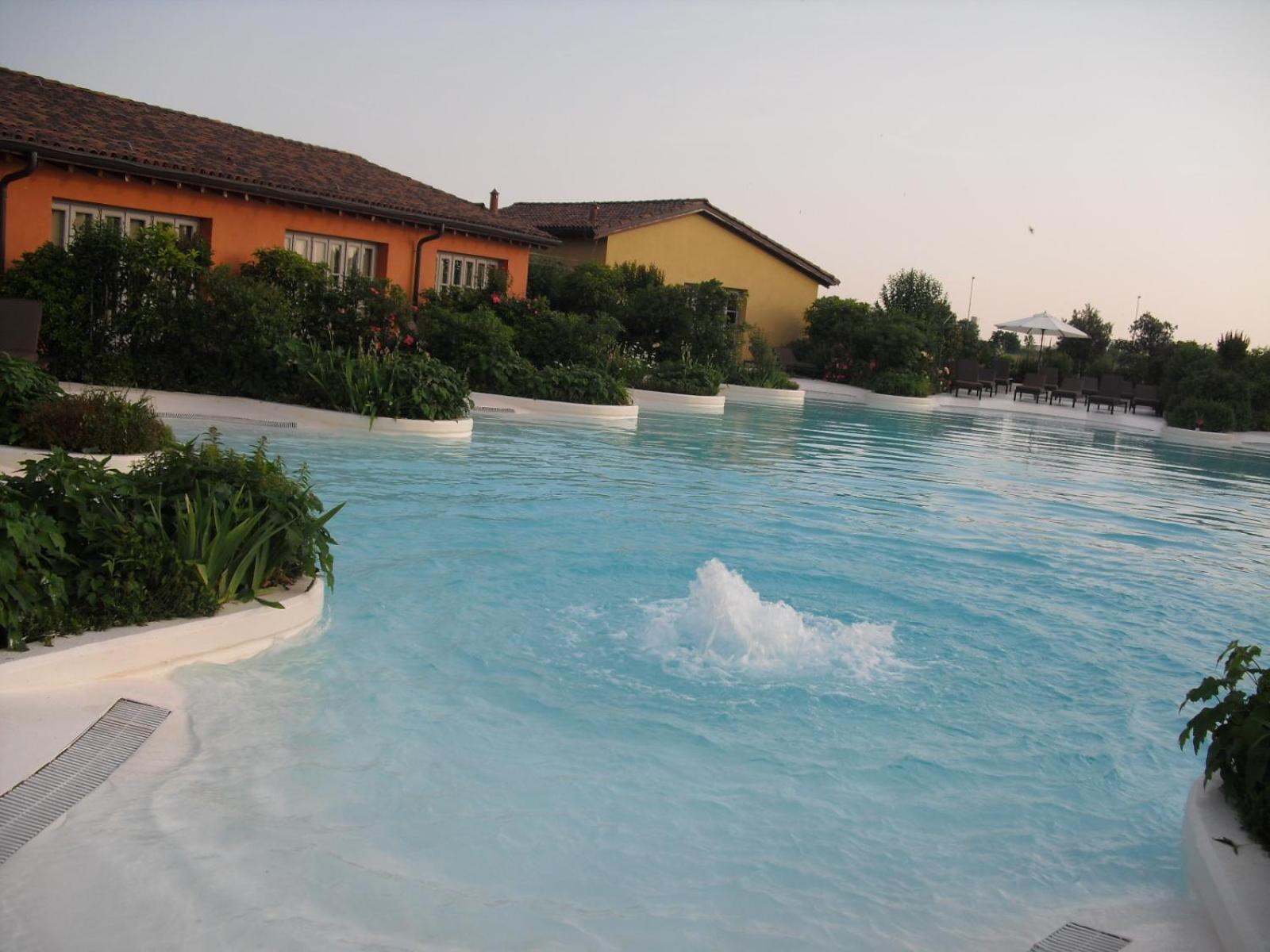 Joia Hotel & Luxury Apartments Rta Brusaporto Екстер'єр фото